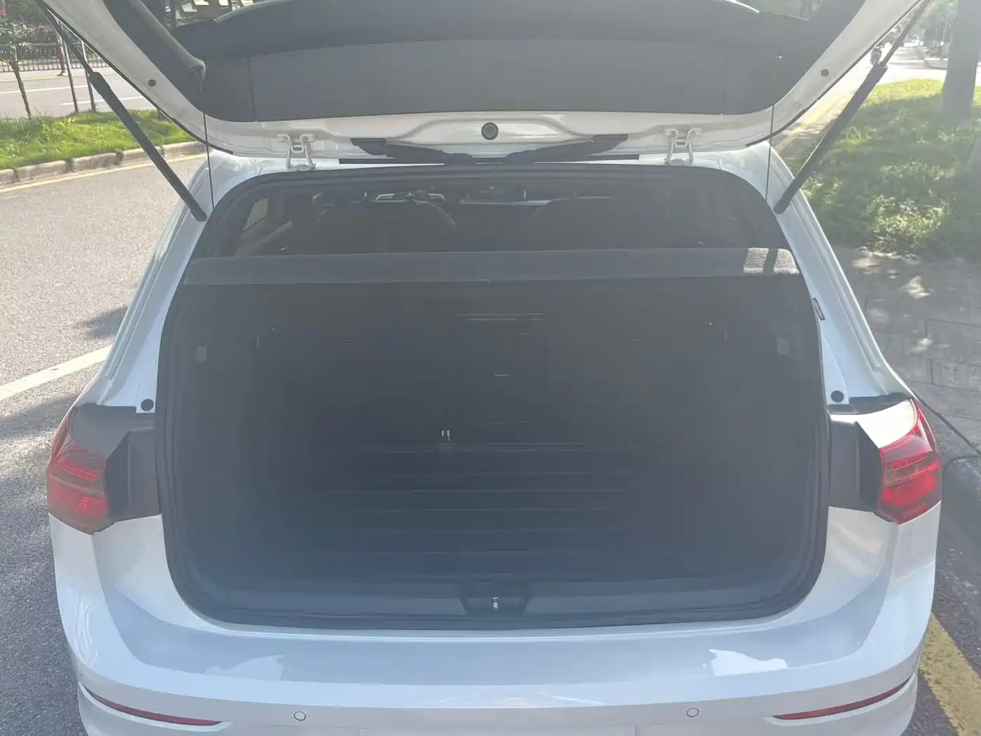 Volkswagen Golf 2021 280TSI DSG R-Line фото 13