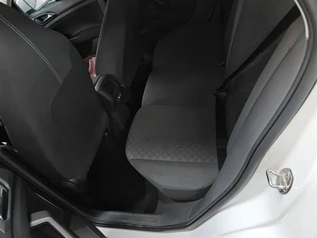 VOLKSWAGEN TU KAI