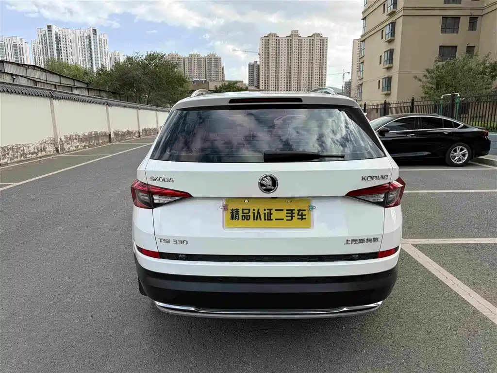 Škoda Kodiaq 2018 Facelift TSI330 7-seat 2WD Luxury Tech Edition фото 17