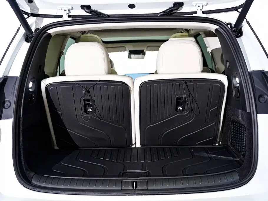 Li Auto Li i8 2025 2025 Standard Edition