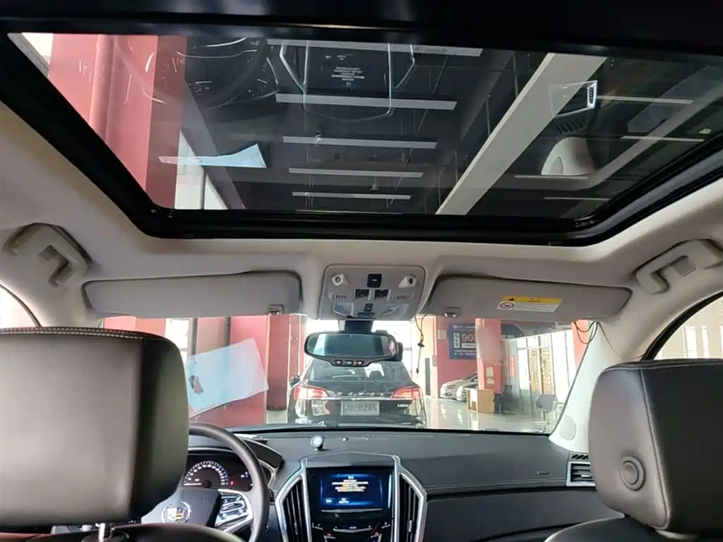 Cadillac SRX 2015 3.0L Elite фото 18