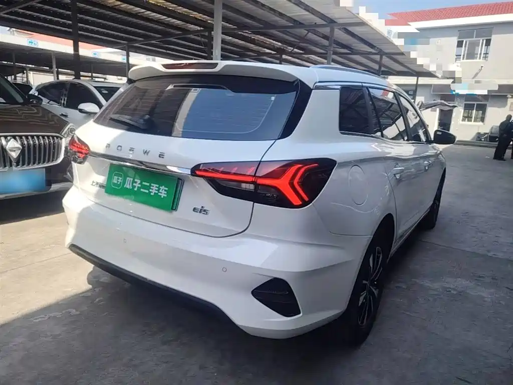 ROEWE EI5