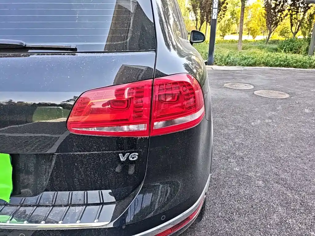 Фото 8 - Volkswagen Touareg