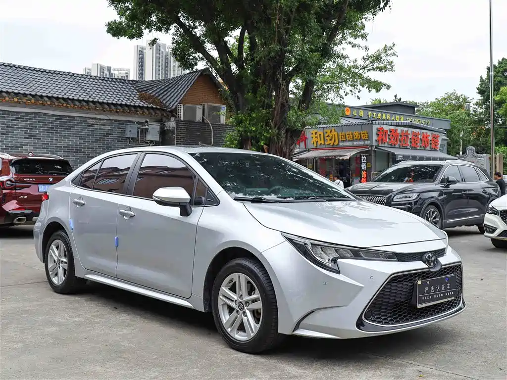 Toyota Levin 2021 185T CVT Luxury Edition фото 3