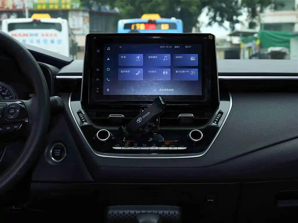Toyota Levin 2021 185T CVT Luxury Edition фото 12
