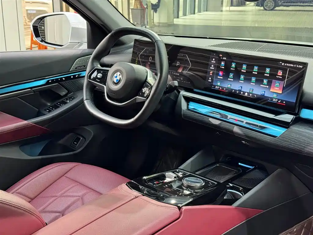 BMW 5 Series 2024 530Li Leading Model Luxury Package фото 7