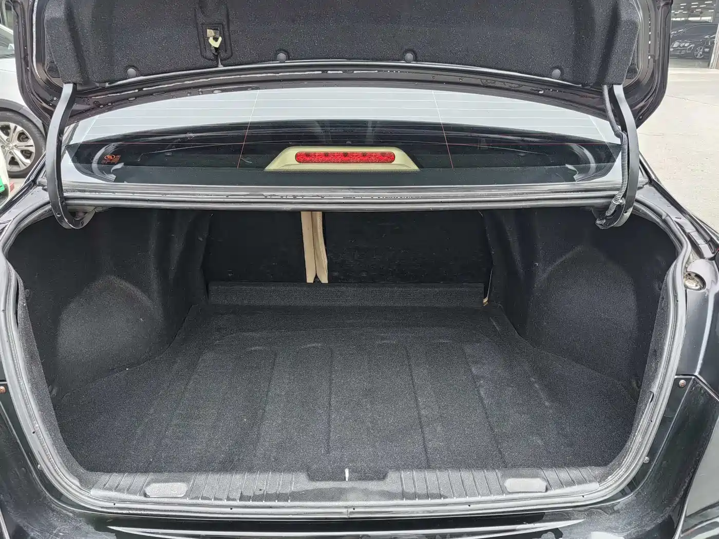 Buick Excelle 2011 1.6LX-AT фото 12