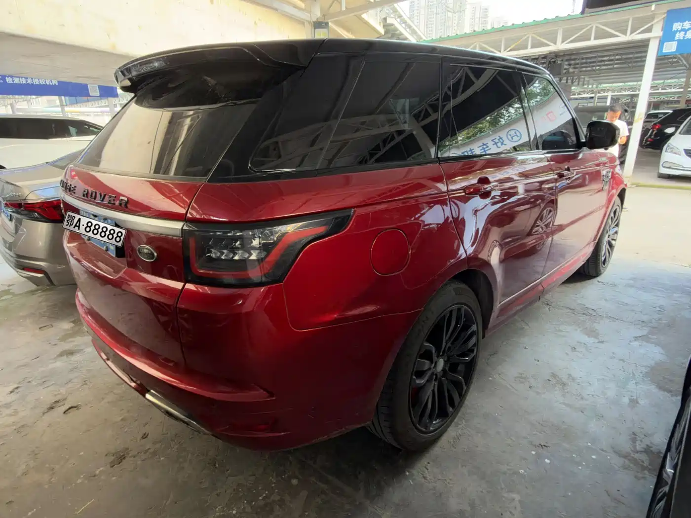 Land Rover Range Rover Sport 2015 3.0 SC V6 HSE DYNAMIC фото 5