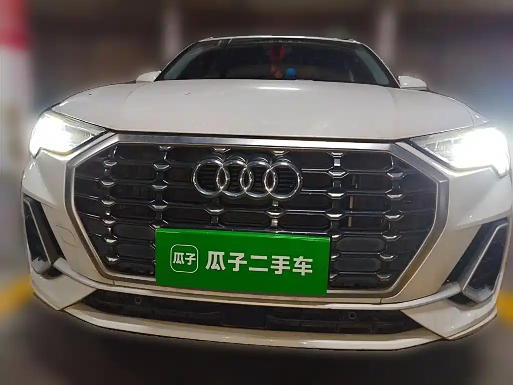 Audi Q3 2021 35 TFSI Fashion Sport фото 3