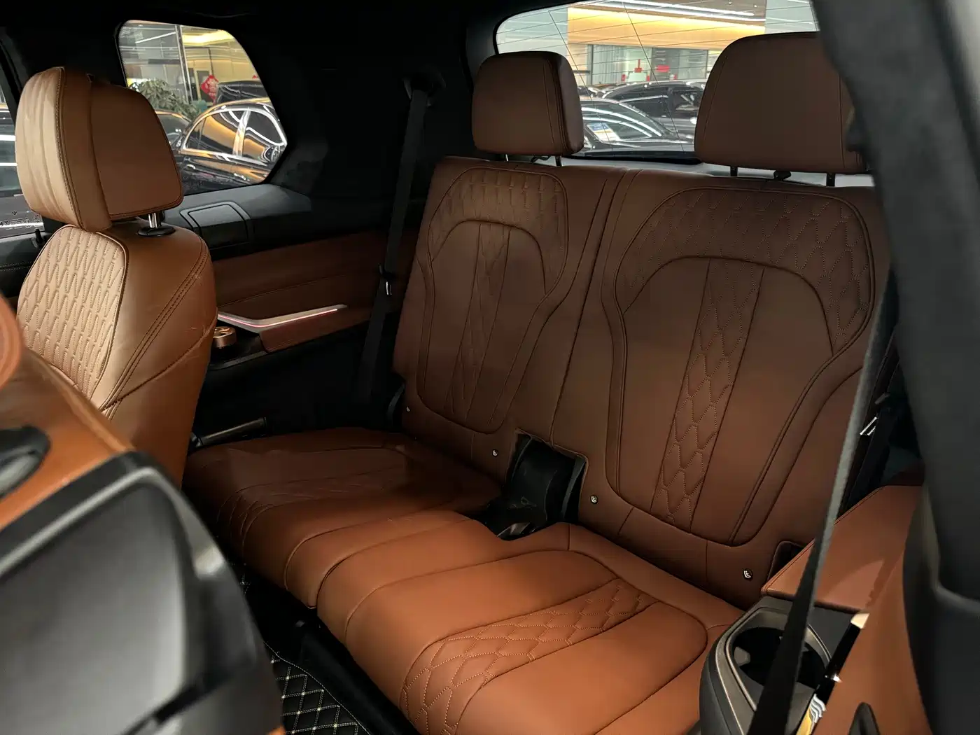 BMW X7 2023 xDrive40i Exclusive M Sport Package фото 17