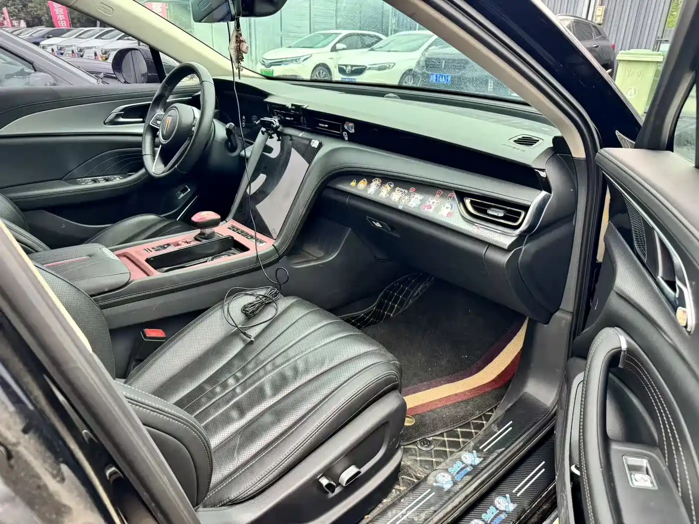 Hongqi H5 2023 2.0T Auto Smart Connect Flag Comfort фото 3