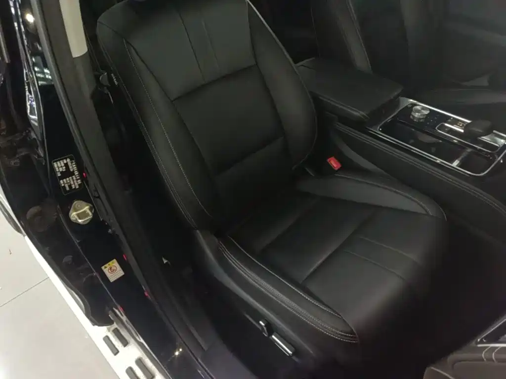 Фото 25 - GAC Trumpchi GS8