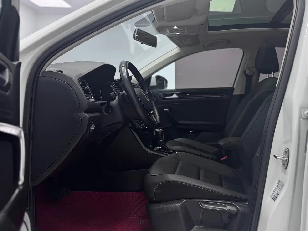 Volkswagen T-ROC 2021 280TSI DSG 2WD Comfort Connected фото 7