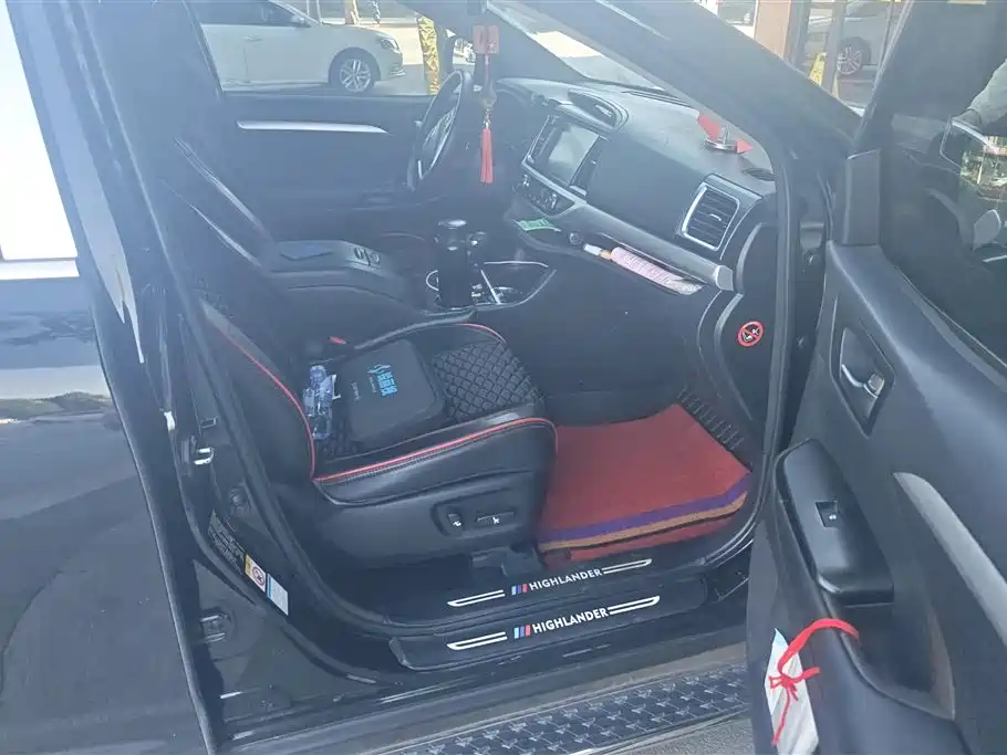 Toyota Highlander 2018 2.0T 4WD Luxury 7-seater China VI фото 8