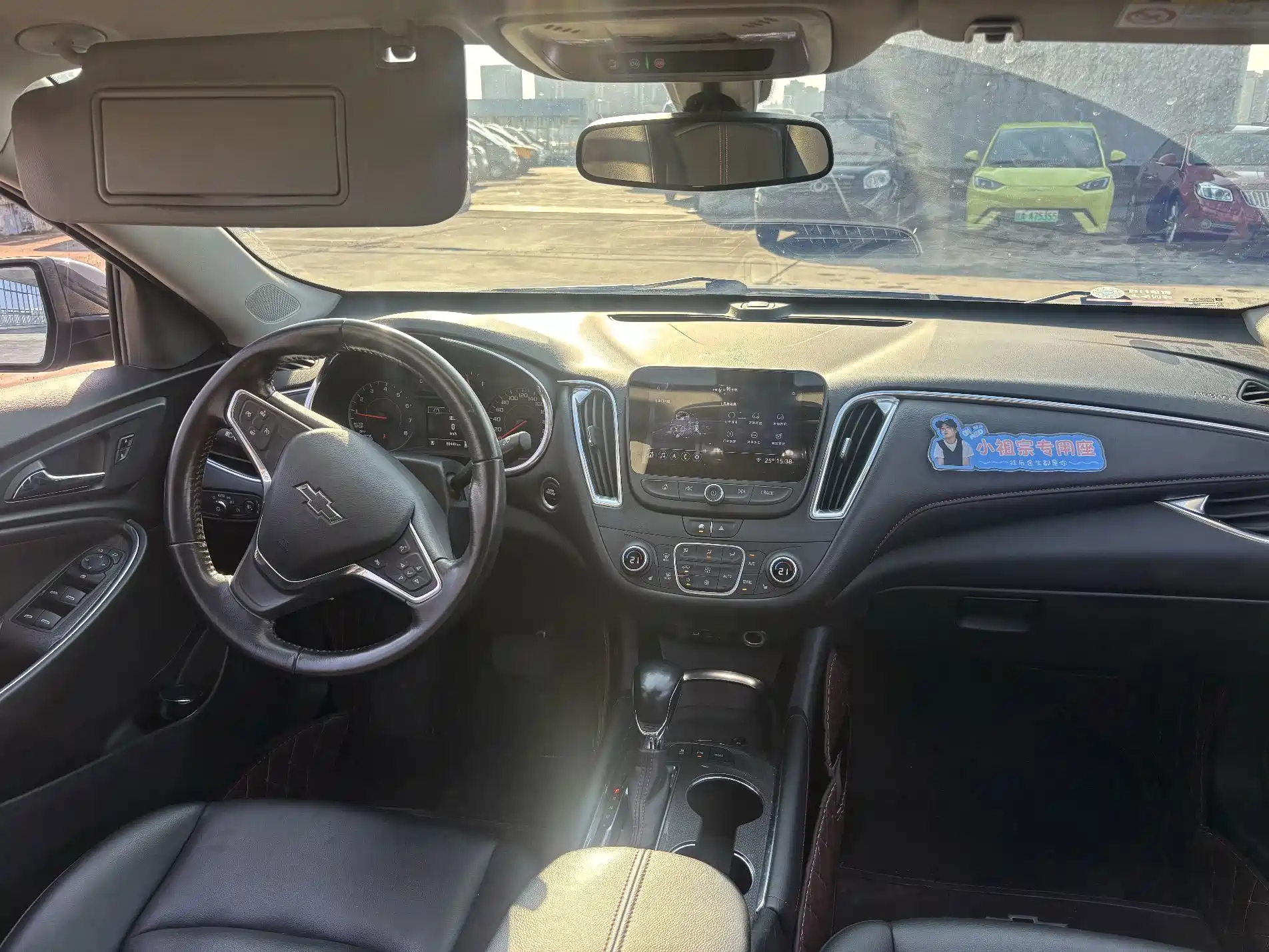 Photo 6 - Chevrolet Malibu XL