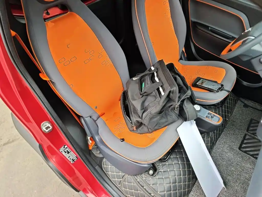 Фото 25 - Baojun E100