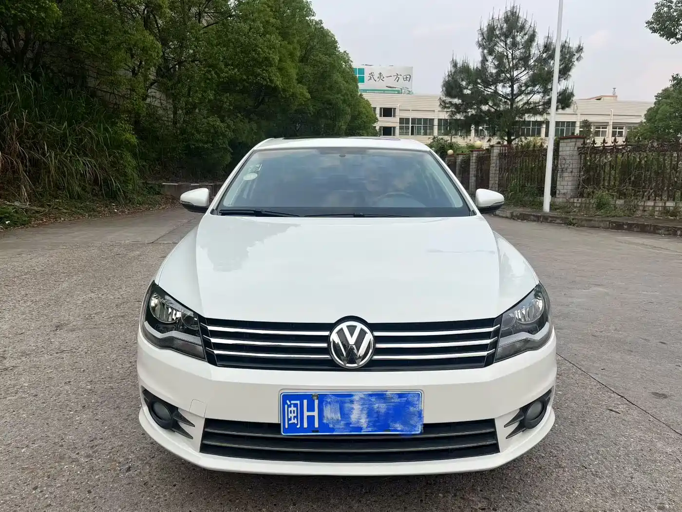 Volkswagen Bora 2014 1.6L Automatic Comfort Edition фото 2
