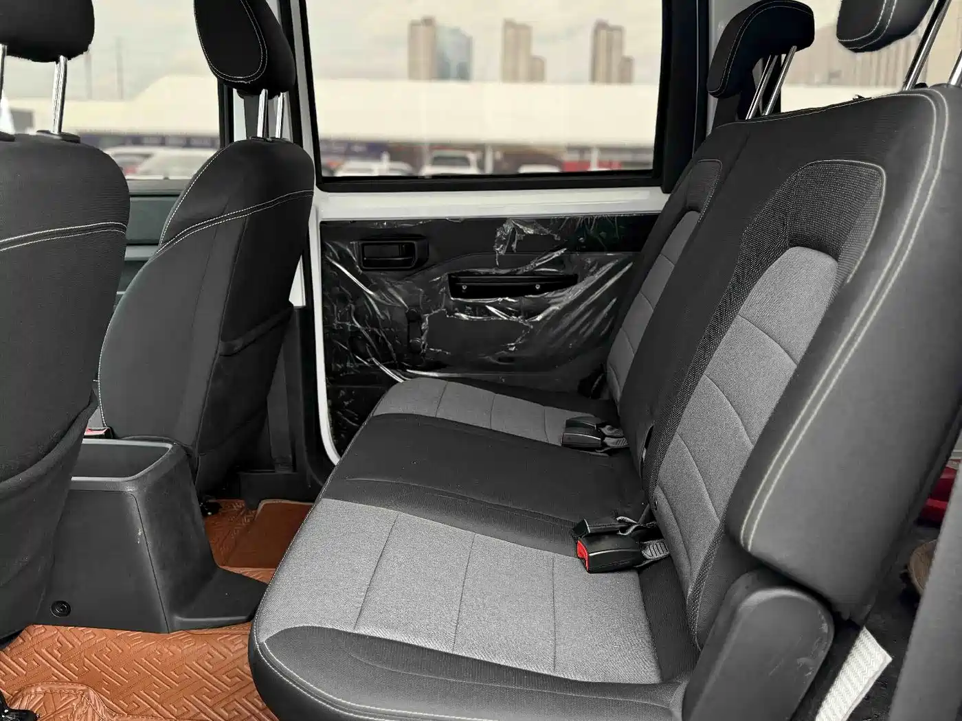 Фото 6 - Wuling Motors Wuling Hongguang PLUS