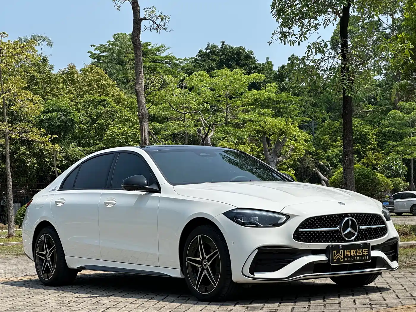 Mercedes-Benz C-Class 2025 C 260 L Night Sport Edition фото 3