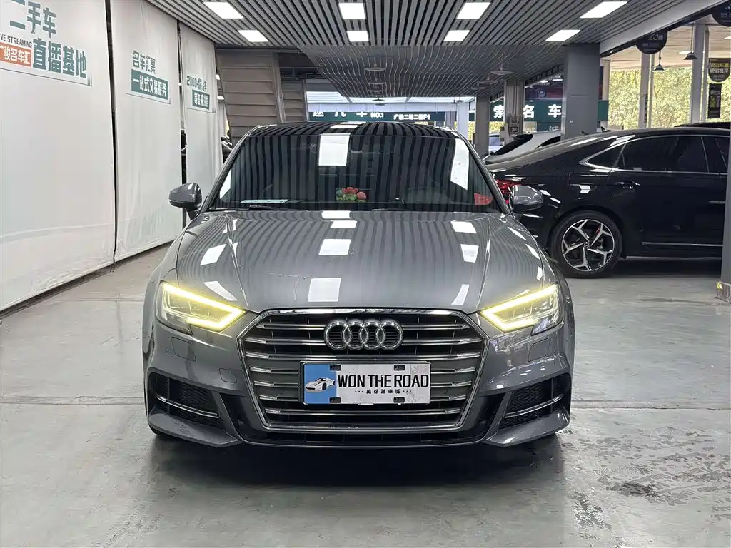 Audi A3 2020 Limousine 35 TFSI Fashion (China V) фото 2