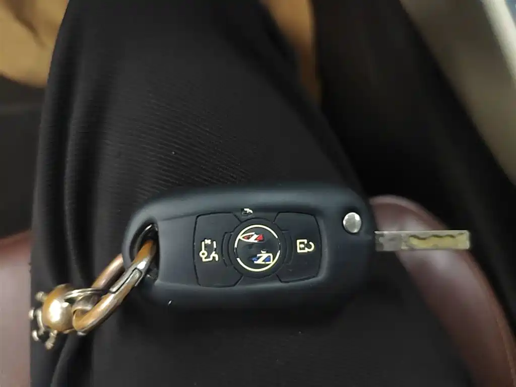 Buick Verano 2017 Sedan 15S Automatic Progressive фото 9
