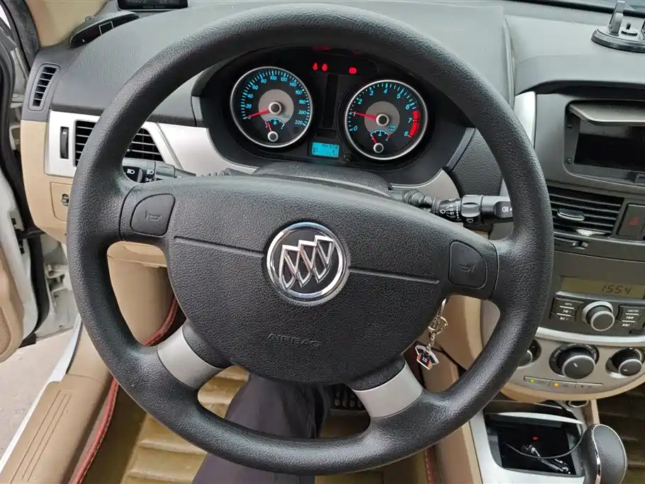 Buick Excelle 2013 1.5L Automatic Classic фото 15
