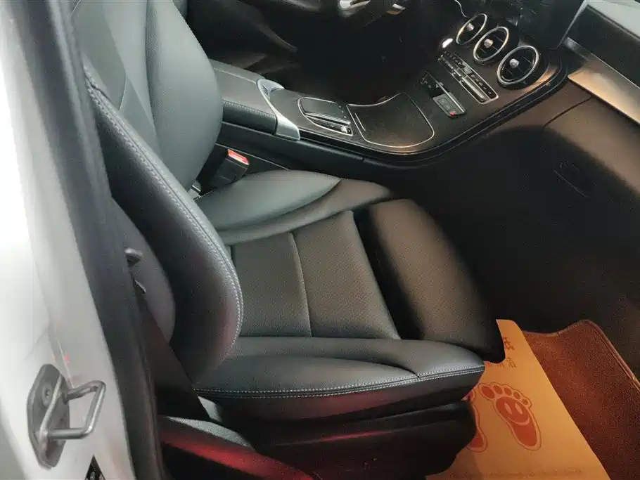 Mercedes-Benz C-Class 2020 Facelift C 260 L Sport фото 8