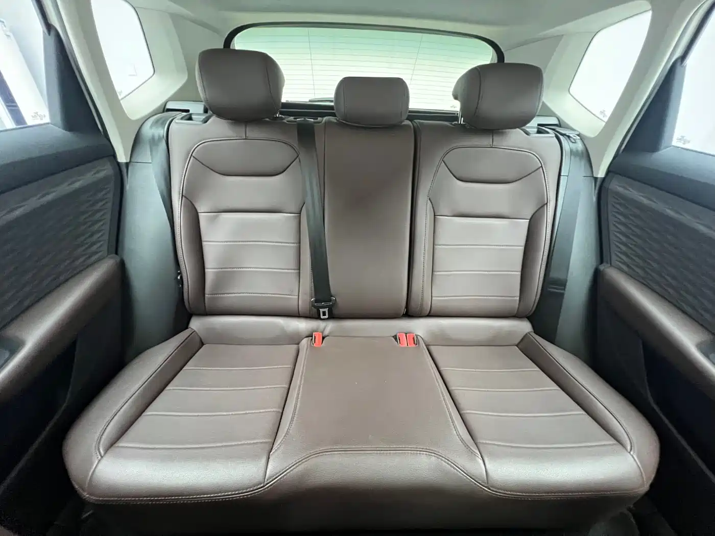 VOLKSWAGEN TUYUE