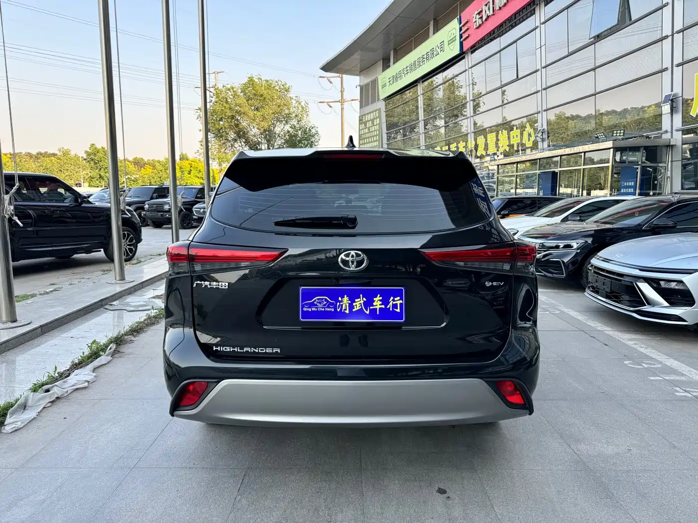 Toyota Highlander 2024 2.5L Smart Hybrid 2WD Elite 5-seater фото 13