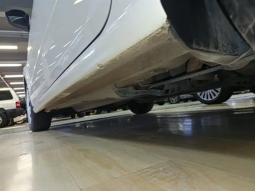 Volkswagen Polo 2018 1.5L Auto Safe Drive фото 22