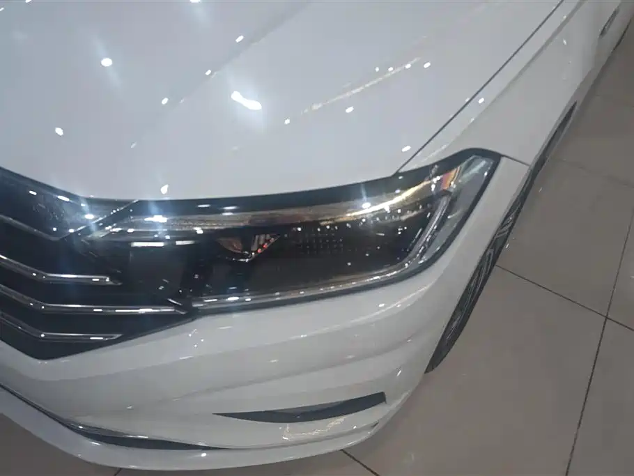 Volkswagen Sagitar 2022 280TSI DSG Surpassing Edition фото 5