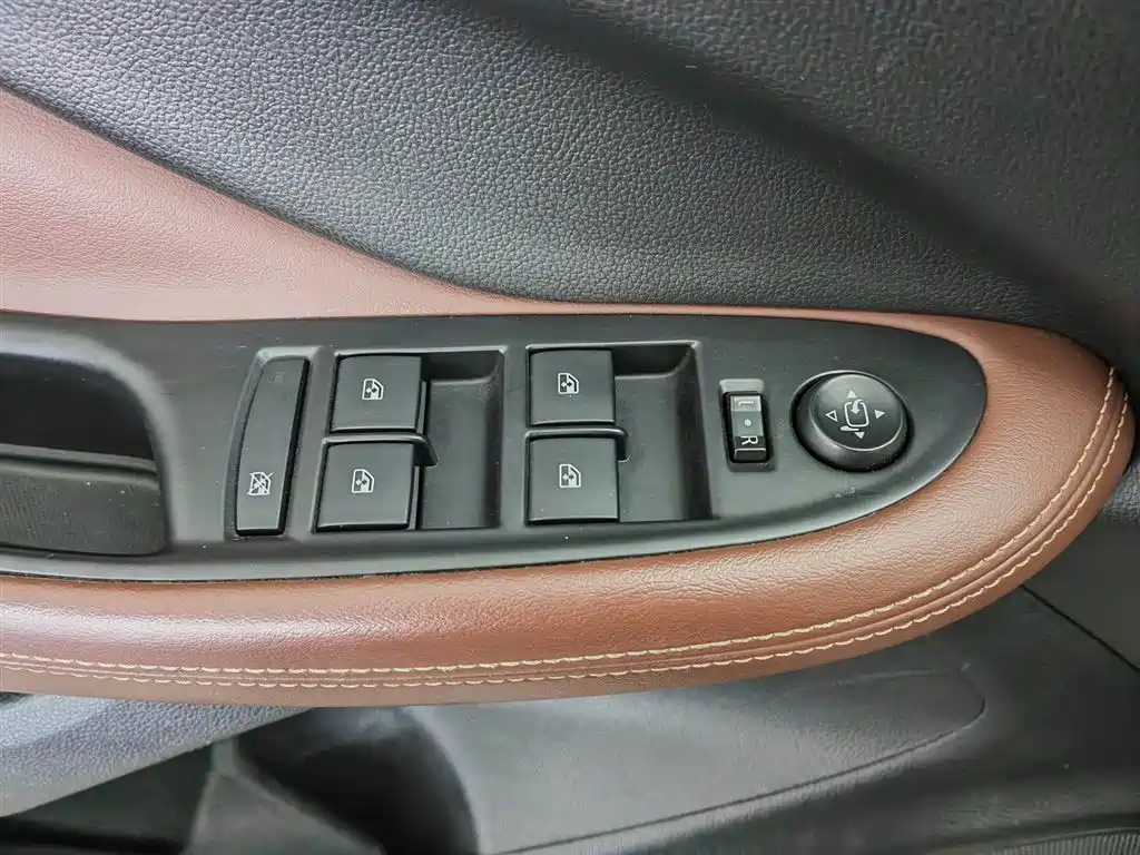 Buick Envision Plus 2016 20T 2WD Elite фото 9