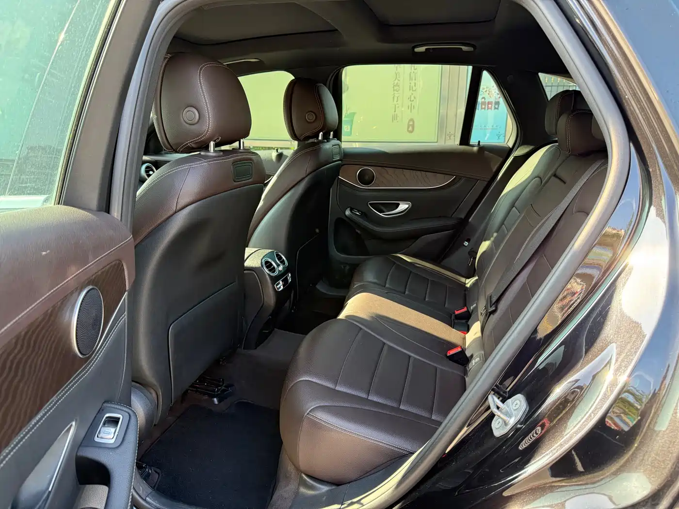 Mercedes-Benz GLC 2017 GLC 300 4MATIC Dynamic фото 7