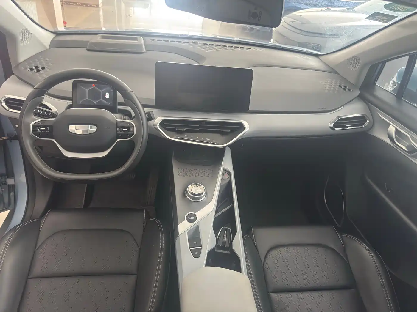 GEELY GEOMETRY C