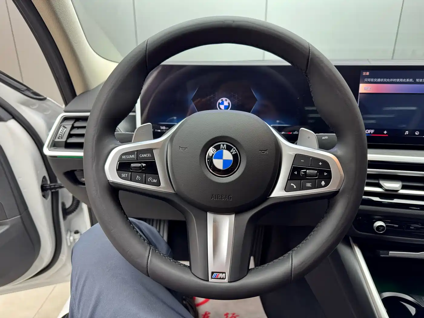 BMW 3 Series 2024 325i M Sport Package фото 8