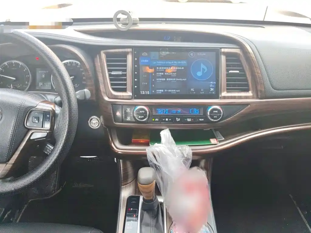 Toyota Highlander 2015 2.0T AWD Luxury Edition 7-seater фото 6