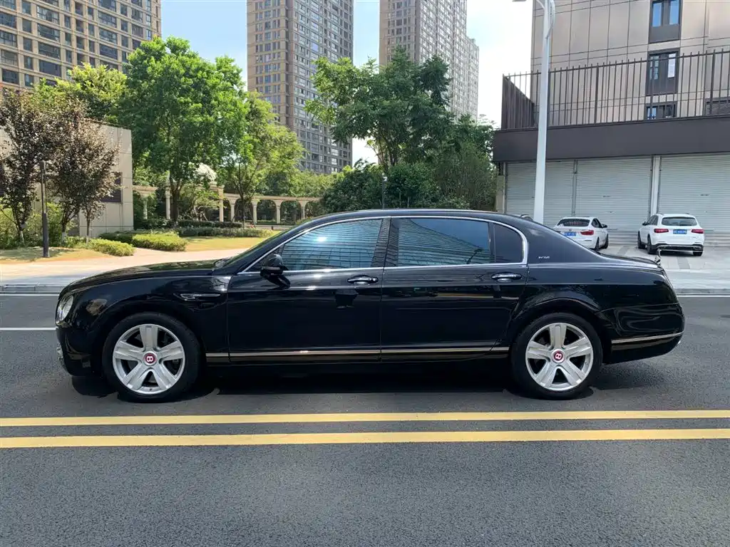 Bentley Flying Spur 2012 2010 6.0T 5-seater Version