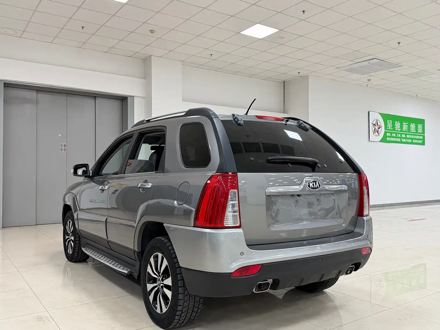 Kia Sportage 2013 2.0L Automatic 2WD GLS фото 6