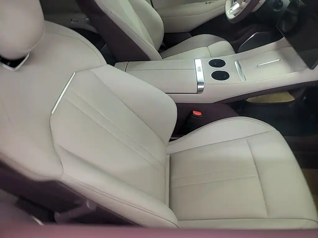 Фото 25 - Xiaomi Auto Xiaomi YU7