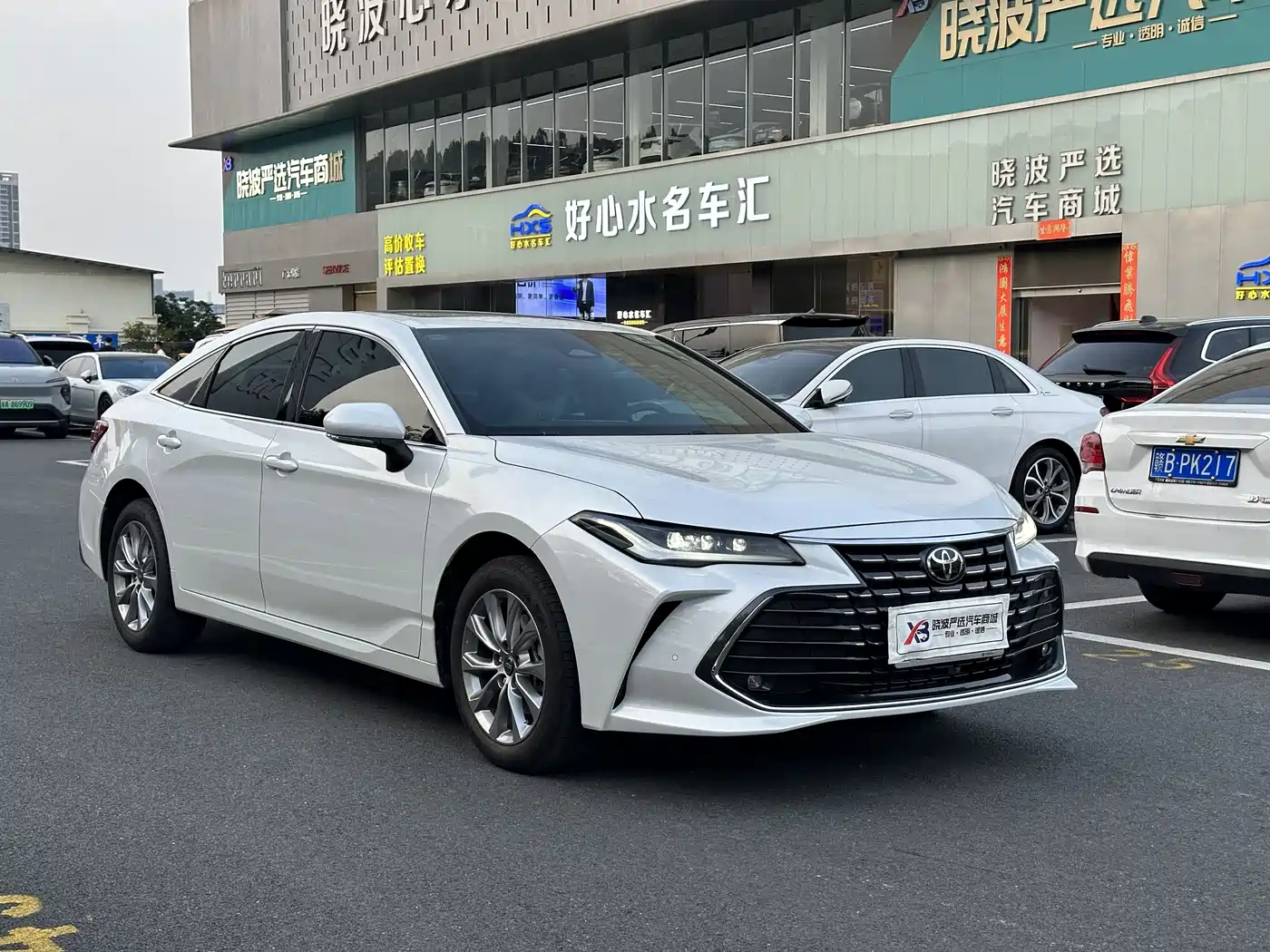 Toyota Avalon 2024 Model 2.0L Progressive Edition фото 3