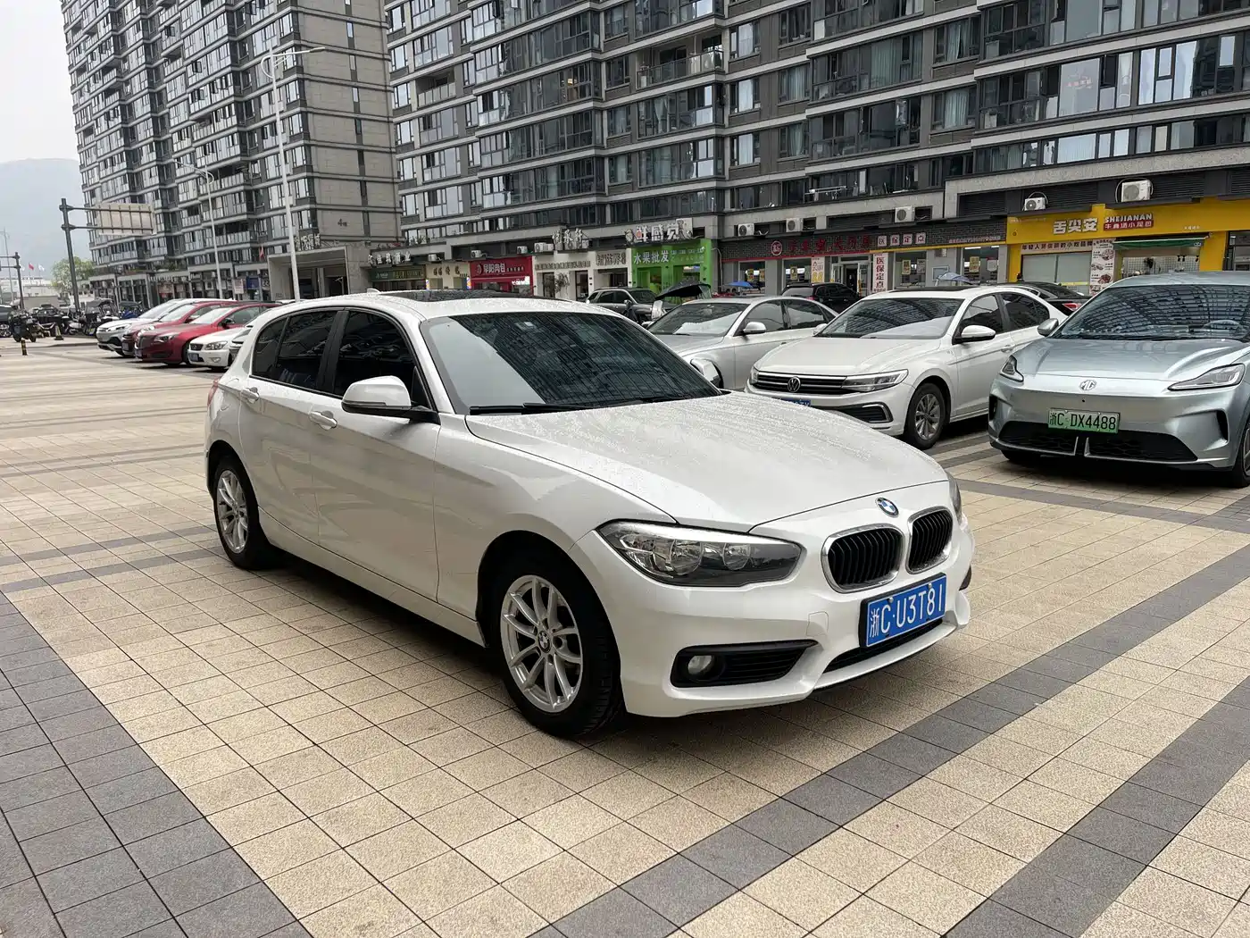 BMW 1 Series (Import) 2016 118i Leading