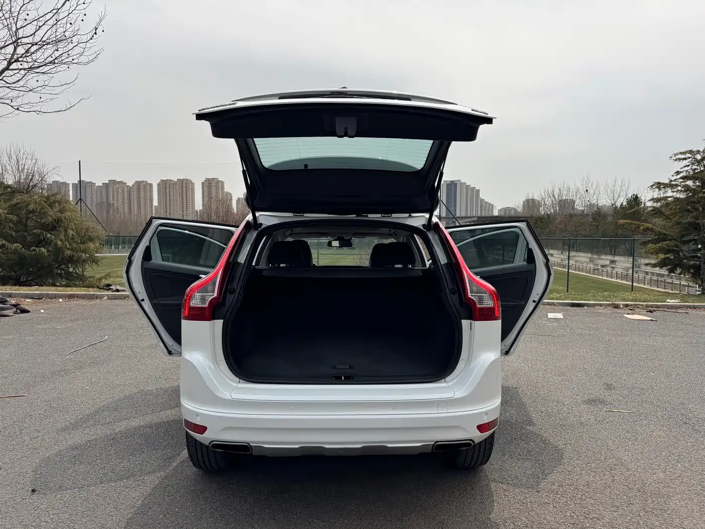 Photo 19 - Volvo XC60
