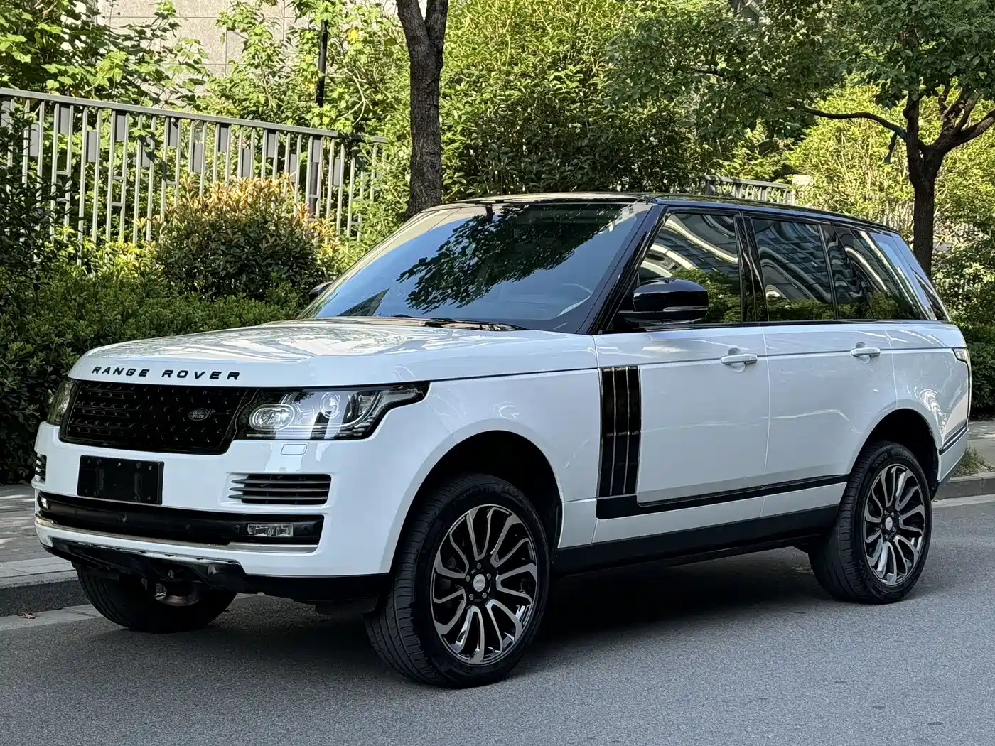 Land Rover Range Rover 2015 3.0 TDV6 Vogue