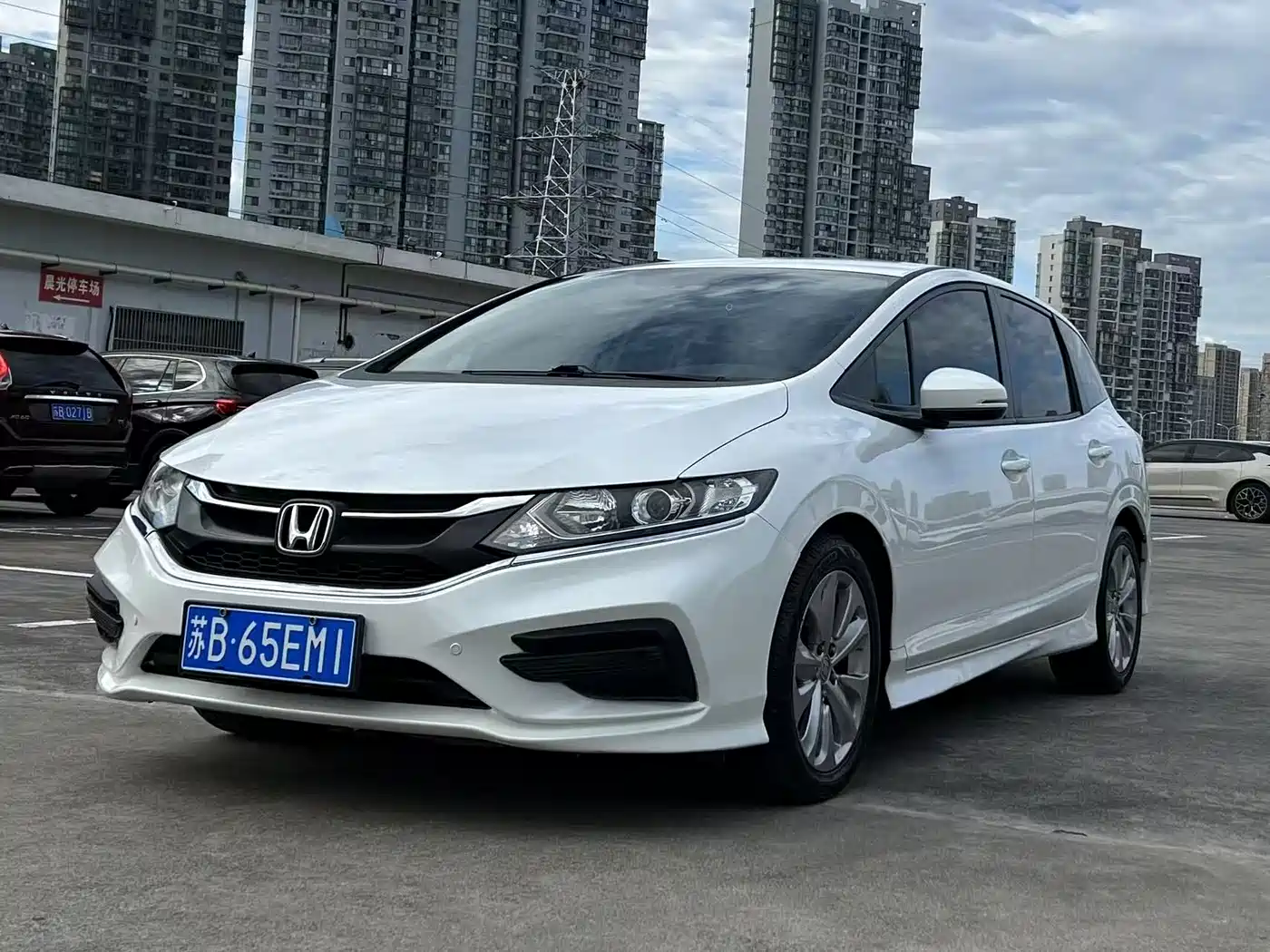 Фото 1 - Honda Jade