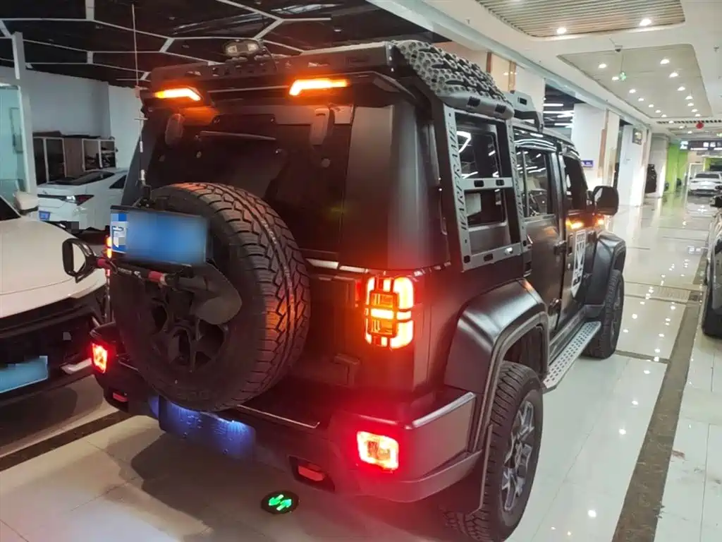 BAIC ORV Beijing Offroad BJ40 2024 2.0D Blade Hero Glory Edition фото 7