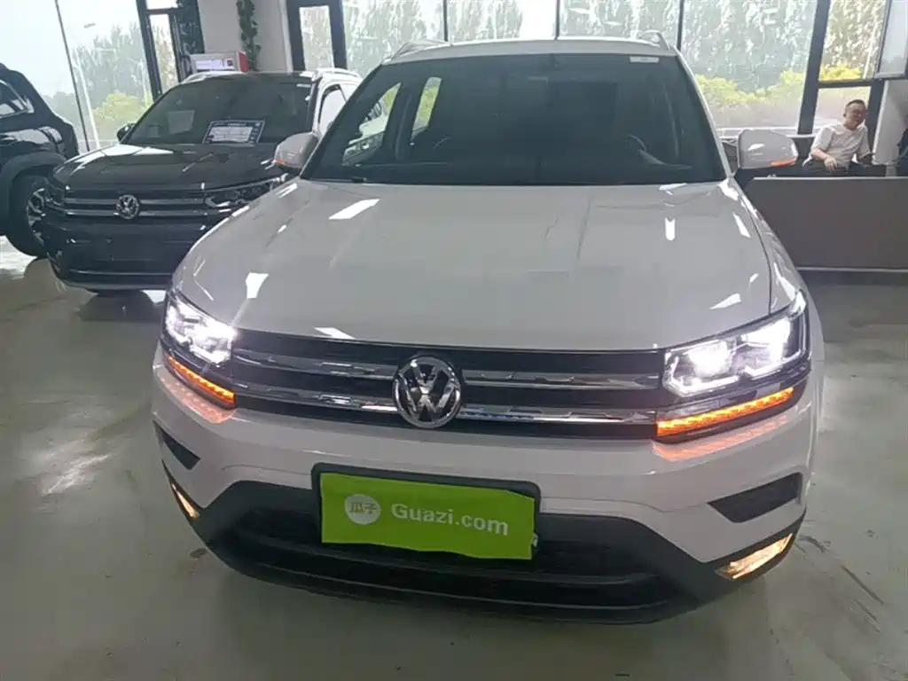 Volkswagen Tharu 2020 Model 280TSI 2WD Luxury Plus China VI фото 3