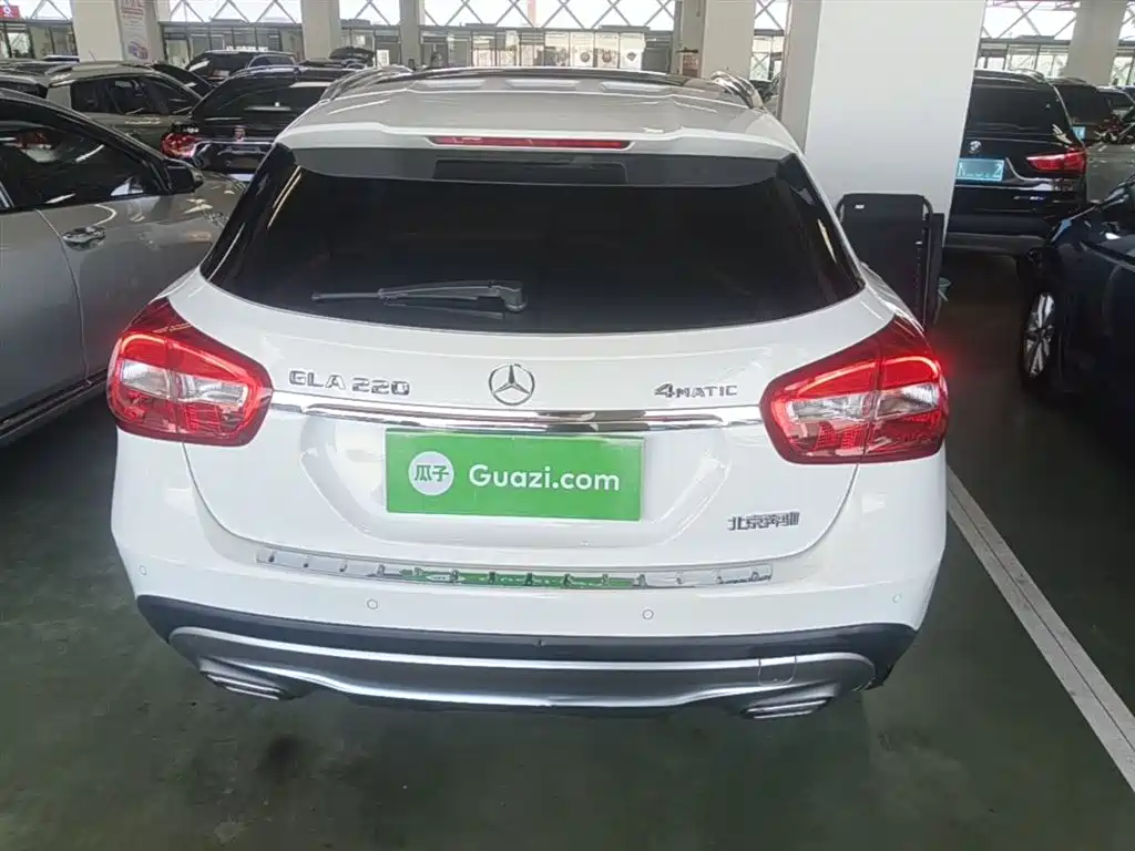 Mercedes-Benz GLA 2016 GLA 200 Dynamic фото 4