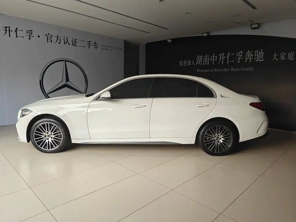 Mercedes-Benz C-Class 2024 C 260 L Sport фото 4