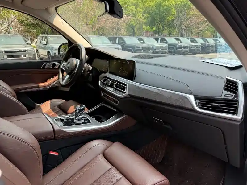 BMW X5 (Import) 2020 xDrive30i M Sport Package фото 5