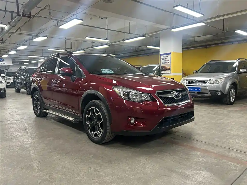 Subaru XV 2012 2.0i Luxury Navigation Edition фото 3